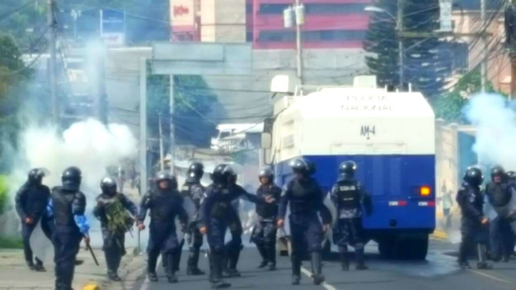 Honduras:Desalojo violento contra miembros y miembras del COPINH